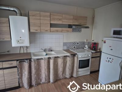 Louer Appartement 10 m2 Nimes