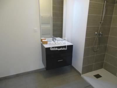 Louer Appartement 76 m2 Perenchies