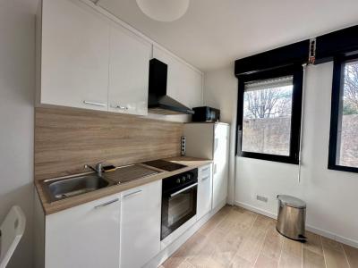 For rent Bordeaux 1 room 32 m2 Gironde (33000) photo 0