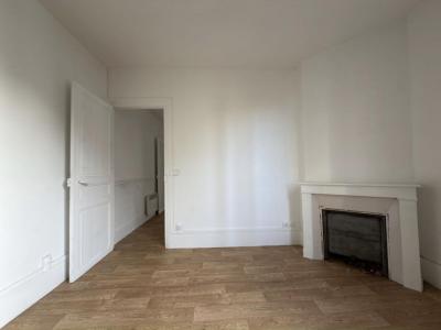 For sale Suresnes 2 rooms 24 m2 Hauts de Seine (92150) photo 3