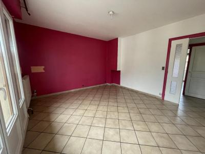 For sale Millau 3 rooms 62 m2 Aveyron (12100) photo 0