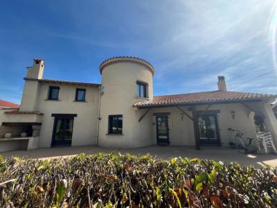 For sale Feurs 6 rooms 175 m2 Loire (42110) photo 0