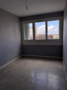 Louer Appartement Issoudun 495 euros