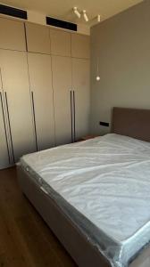 Louer Appartement Paris-17eme-arrondissement 1090 euros