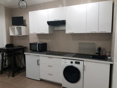 For rent Paris-15eme-arrondissement 1 room 25 m2 Paris (75015) photo 0