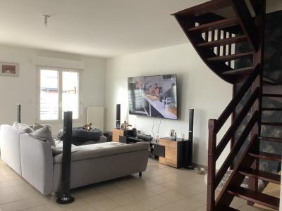 For sale Capinghem 3 rooms 79 m2 Nord (59160) photo 1