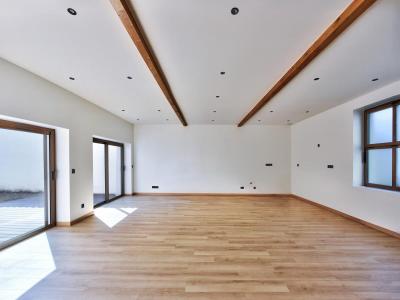 Acheter Prestige Neyron 899000 euros