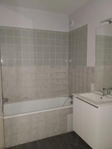 Louer Appartement Oyonnax 633 euros