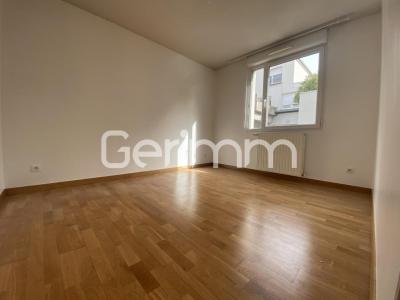 For rent Grenoble 4 rooms 79 m2 Isere (38100) photo 2