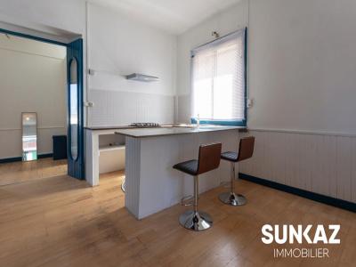 For rent Saint-pierre 1 room 45 m2 Reunion (97410) photo 2