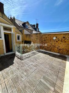 For sale Mans 6 rooms 180 m2 Sarthe (72000) photo 0