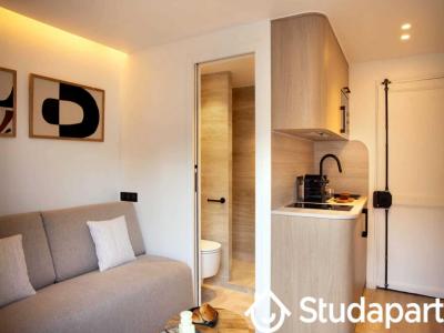 Louer Appartement 10 m2 Paris-8eme-arrondissement