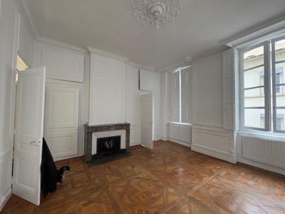 Louer Appartement 107 m2 Lyon-1er-arrondissement