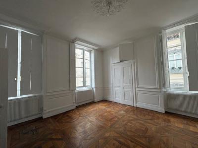 Louer Appartement Lyon-1er-arrondissement Rhone