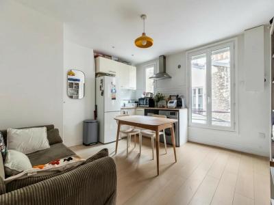 For sale Paris-18eme-arrondissement 2 rooms 38 m2 Paris (75018) photo 0