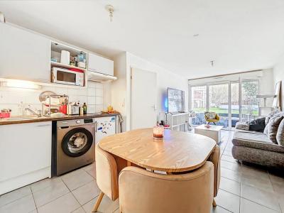 For sale Cenon 2 rooms 39 m2 Gironde (33150) photo 0