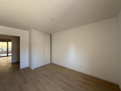 Louer Appartement Castanet-tolosan 734 euros