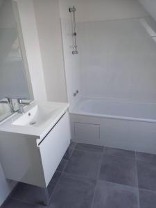 For rent Ribecourt-dreslincourt 4 rooms 82 m2 Oise (60170) photo 4