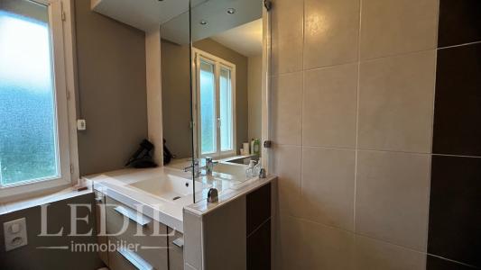 For sale Saint-laurent-des-vignes 4 rooms 150 m2 Dordogne (24100) photo 4