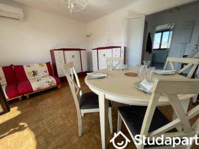 Louer Appartement 56 m2 Marseille-9eme-arrondissement