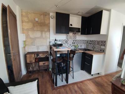 For rent Bordeaux 1 room 18 m2 Gironde (33000) photo 0