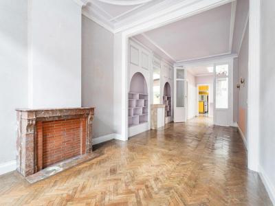 For sale Roubaix 8 rooms 176 m2 Nord (59100) photo 0