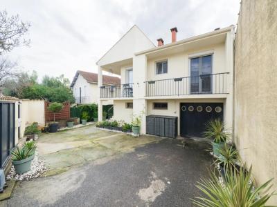 For sale Mauguio 8 rooms 170 m2 Herault (34130) photo 0