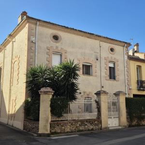 For sale Saint-jean-lasseille 7 rooms 190 m2 Pyrenees orientales (66300) photo 4