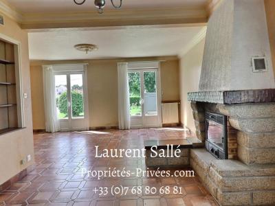 For sale Questembert 6 rooms 130 m2 Morbihan (56230) photo 2