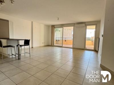 Annonce Vente 5 pi�ces Appartement Hyeres 83