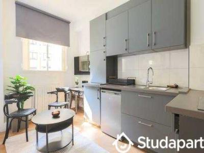 Annonce Location Appartement Paris-8eme-arrondissement 75