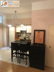 For rent Dreux Rue Saint Denis 2 rooms 43 m2 Eure et loir (28100) photo 2