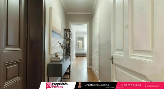 For sale Paris-14eme-arrondissement 2 rooms 49 m2 Paris (75014) photo 0