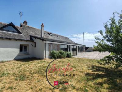 For sale Neuville-aux-bois 8 rooms 150 m2 Loiret (45170) photo 0