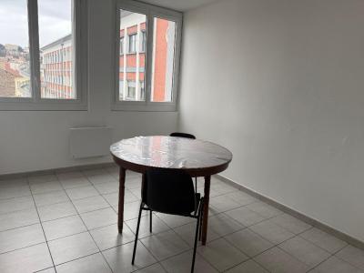 Louer Appartement 31 m2 Saint-etienne