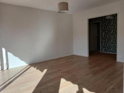 Louer Appartement Chamalieres 900 euros