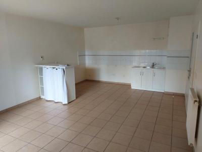 For rent Bordeaux 3 rooms 63 m2 Gironde (33300) photo 0