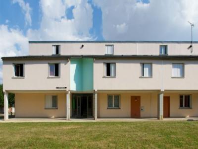 For rent Saint-germain-du-puy 1 room 51 m2 Cher (18390) photo 0