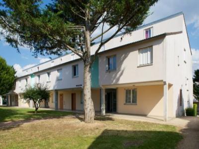 Annonce Location Appartement Saint-germain-du-puy 18