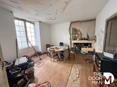 For sale Mauze-sur-le-mignon 6 rooms 320 m2 Deux sevres (79210) photo 1