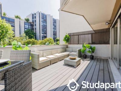 Louer Appartement Paris-17eme-arrondissement 3300 euros