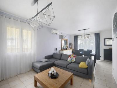 For sale Rochefort-du-gard 4 rooms 87 m2 Gard (30650) photo 2