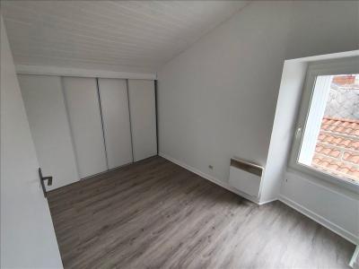For rent Cholet 2 rooms 22 m2 Maine et loire (49300) photo 2