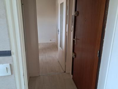 For sale Proche centre ville 1 room 20 m2 Yonne (89100) photo 3