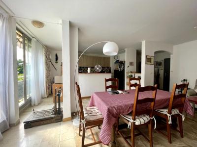 Annonce Vente 4 pi�ces Appartement Hyeres 83