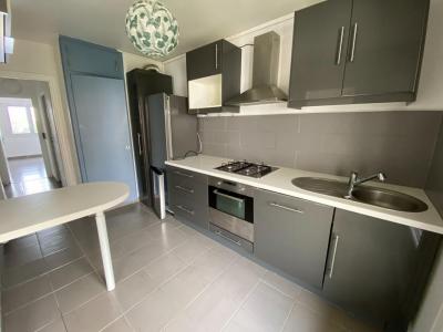 Louer Appartement Lorient 891 euros