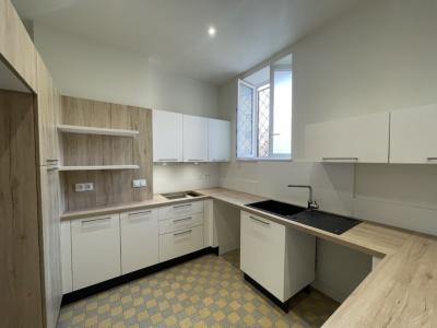 For rent Lyon-4eme-arrondissement 2 rooms 58 m2 Rhone (69004) photo 1