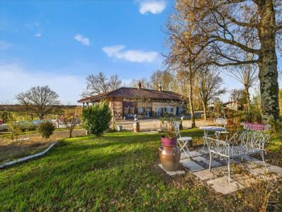 For sale Louhans 7 rooms 239 m2 Saone et loire (71500) photo 1