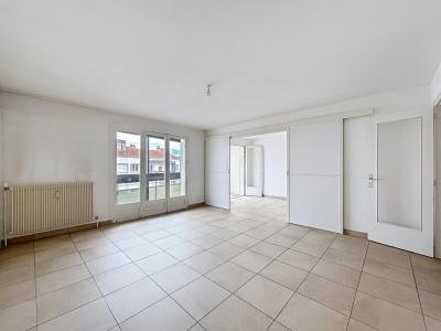 For sale Clermont-ferrand 3 rooms 68 m2 Puy de dome (63000) photo 0