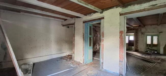 Acheter Bureau Basse-terre 210000 euros